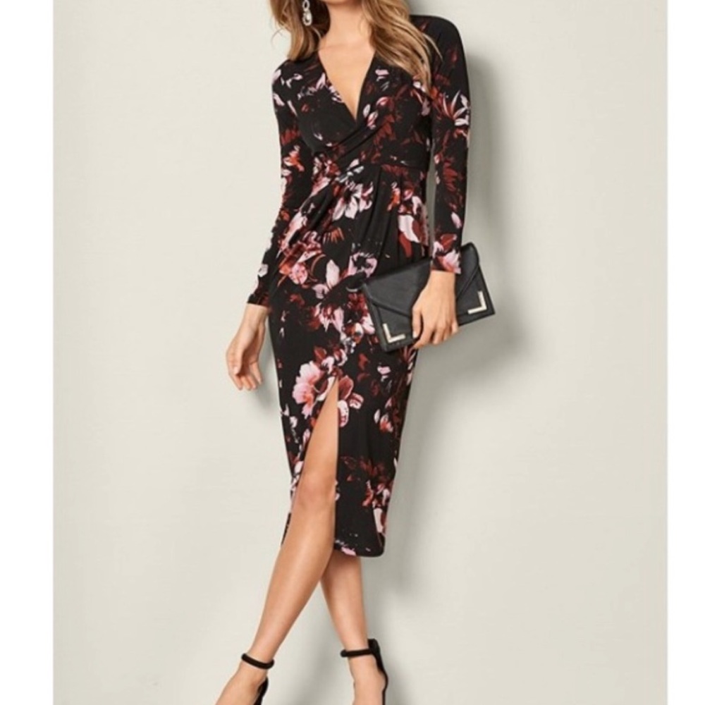 Venus Black Floral long Sleeve V Neck Open Slit front  Dress Size 3X